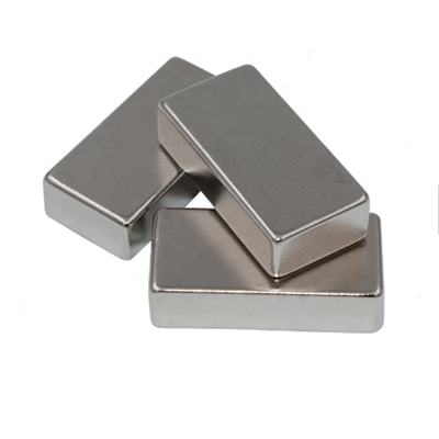 μόνιμοι μαγνήτες νεοδύμιου φραγμών 60X10X3mm ισχυροί ισχυροί