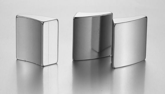 Block 40X40X20mm N52 Neodymium Permanent Magnets Silver Color